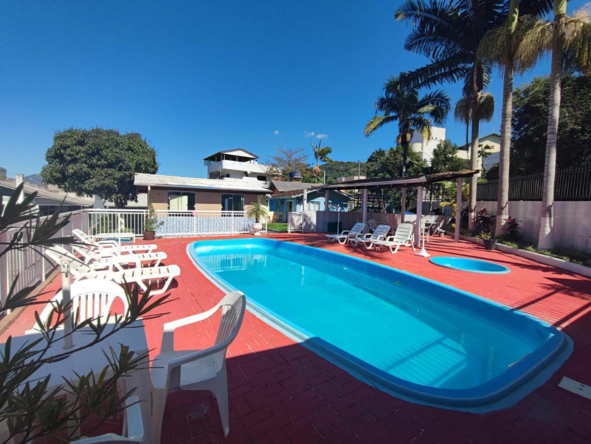 Dk3 - Casa Com 3 Com Piscina Bruno Klemtz
