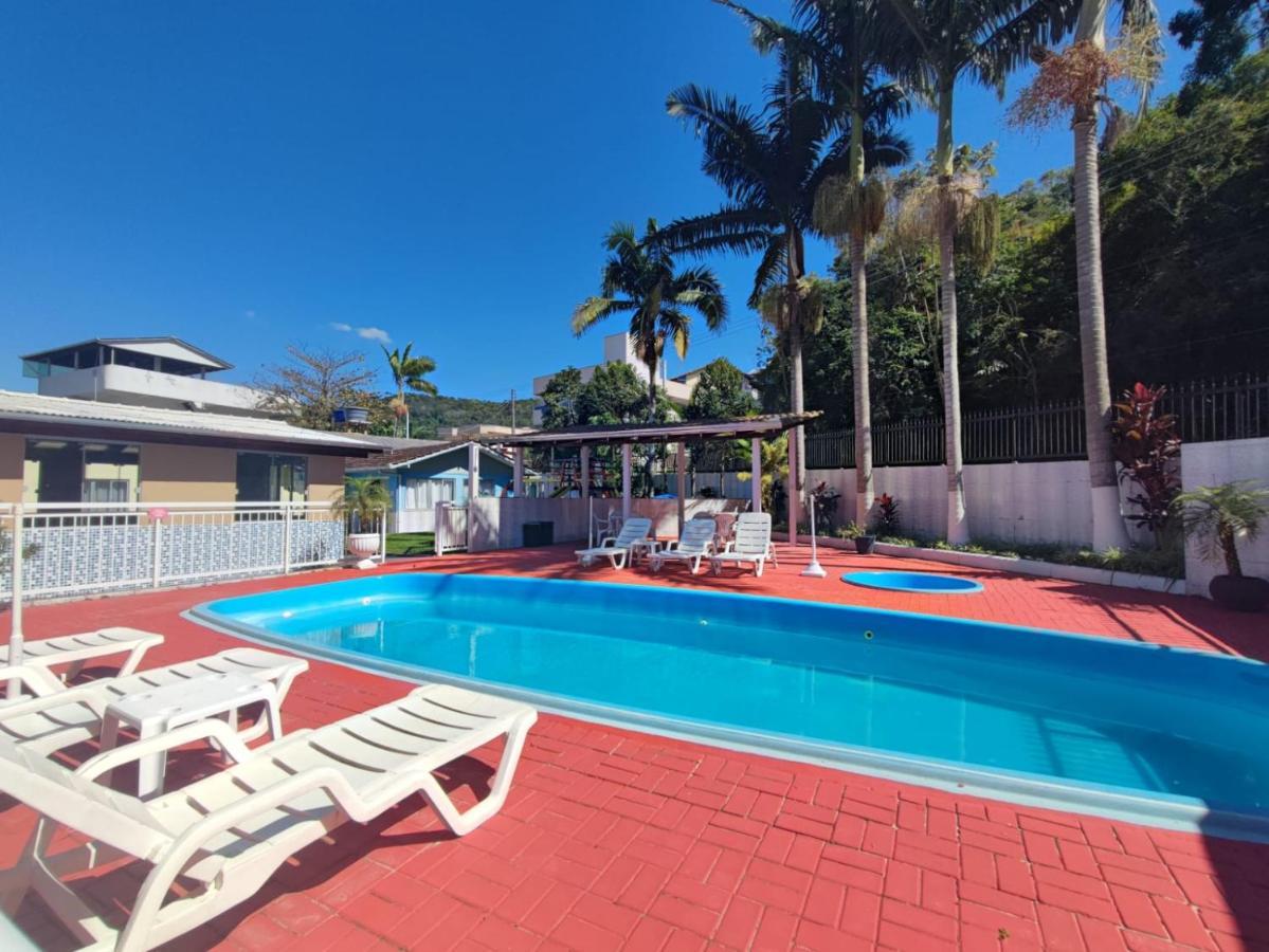 Dk3 - Casa Com 3 Com Piscina Bruno Klemtz *